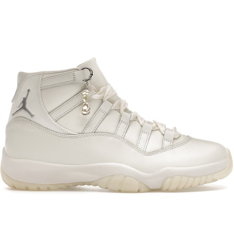 Jordan 11 Retro Pearl (Women's)