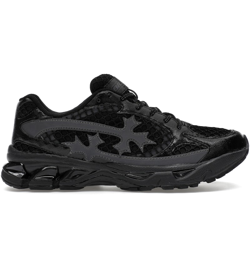 Bravest Studios Kross Kountry Runner Triple Black