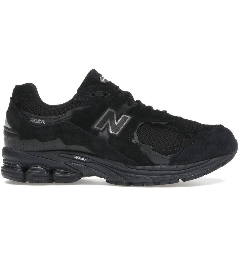 New Balance 2002R Protection Pack Black