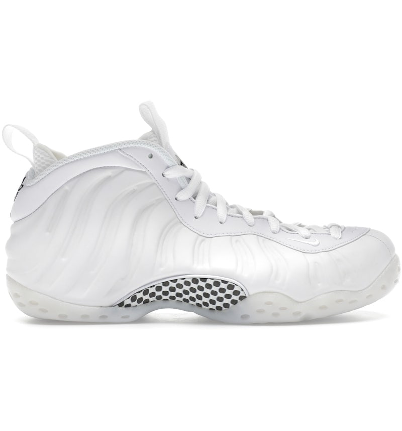 Nike Air Foamposite One Triple White
