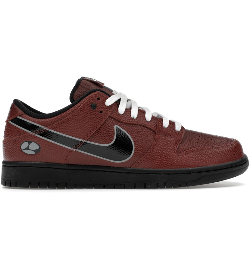 Nike SB Dunk Low Limosine Skateboards