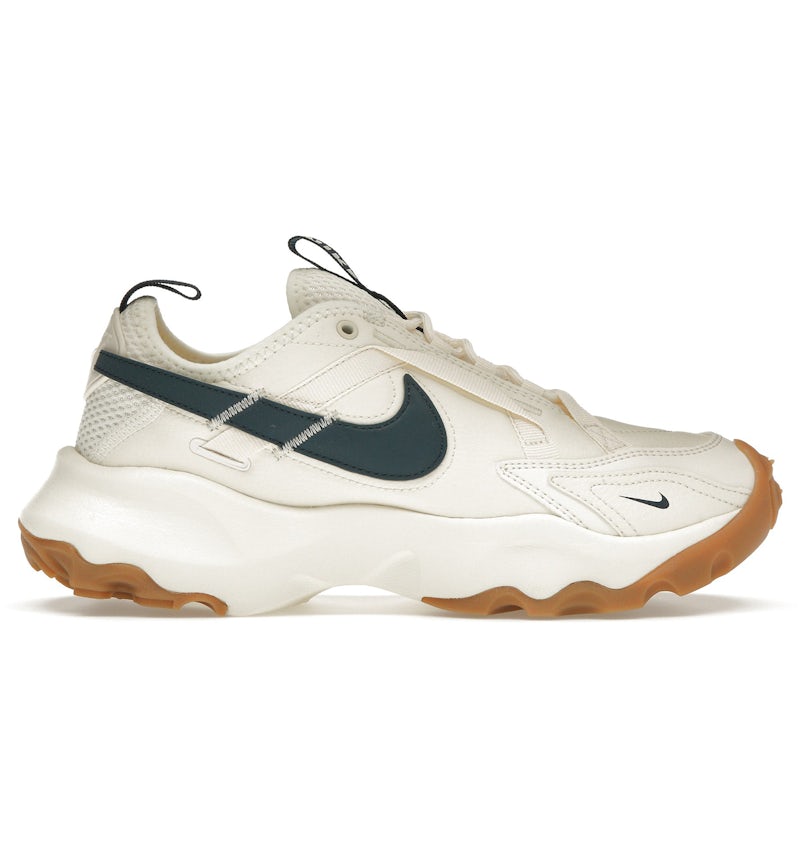 Nike TC 7900 Pale Ivory Gum Light Brown Armory Navy (Women's)